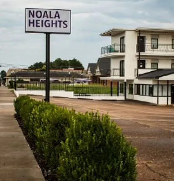 NoAla Heights — Photo 1
