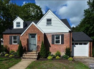 211 Lexington Ave, Cresskill, NJ 07626