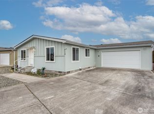 713 W Heritage Loop, Sequim, WA 98382