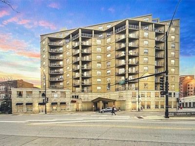 4350 N Broadway St APT 903, Chicago, IL, 60613