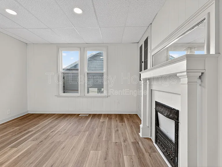 604 Hart St — Photo 23