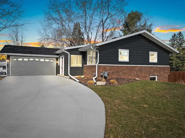 115 Hillside Ln, Shawano, WI 54166