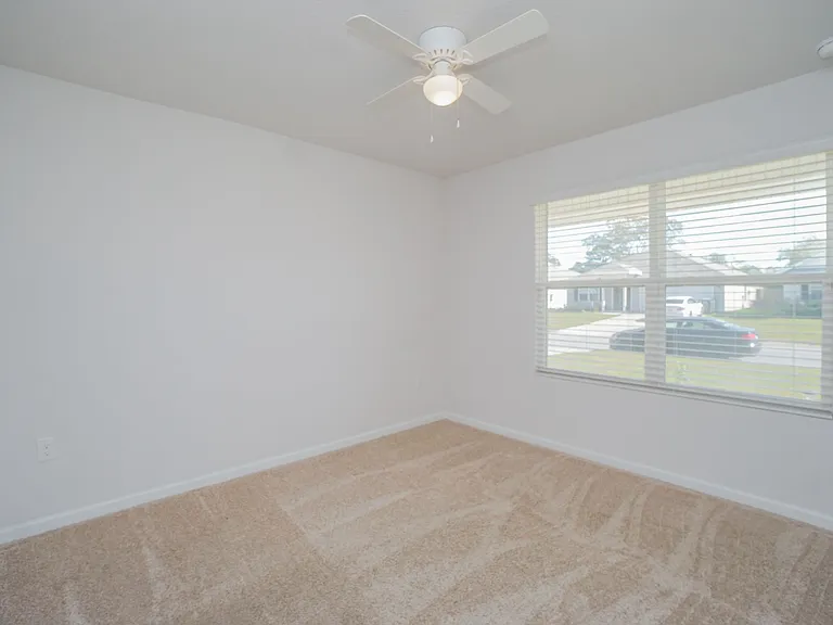 2379 Kirkwood Dr — Photo 9