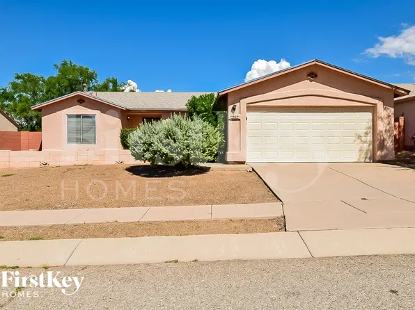 9969 E Moonstruck Way, Tucson, AZ 85747