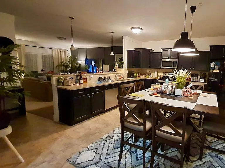Kitchen/Dinning