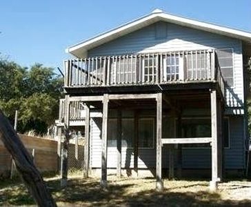 261 Lookout Dr, Lakehills, TX, 78063