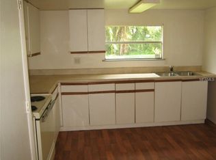 9200 Peony St, New Port Richey, FL 34654