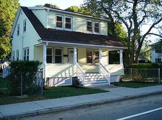 360 Post Rd, Warwick, RI 02888