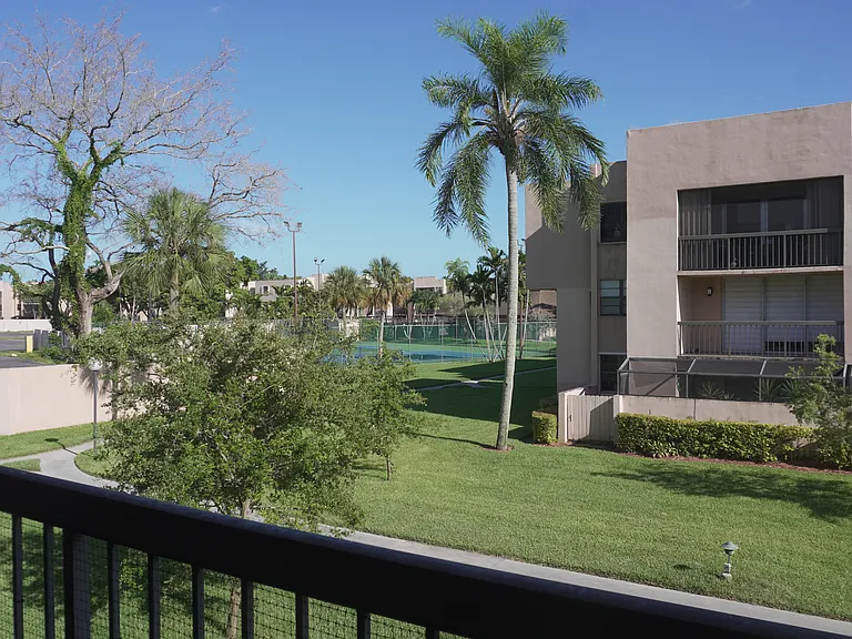 10425 SW 112th Ave #215 — Photo 22