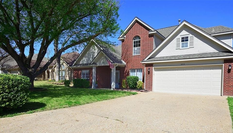 1st image of 1813 Volley Ln