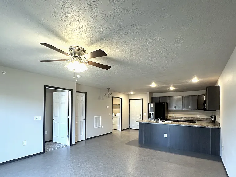 Heritage Townhomes and Apartments — Photo 7