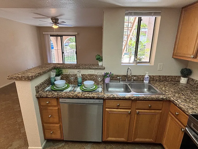 5757 W Eugie Ave #1077 — Photo 10