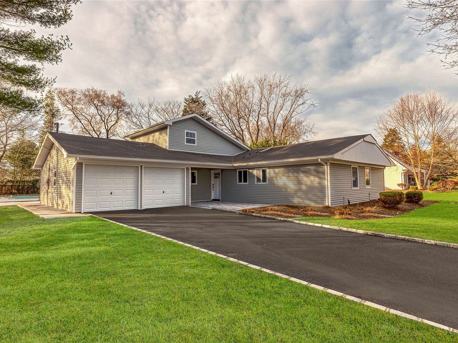 28 Hopewell Drive, Stony Brook, NY 11790 Zillow