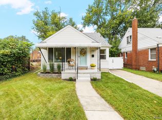 1060 Eleven Mile Rd, Berkley, MI 48072