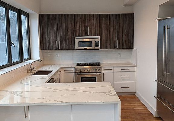 2nd image of 121 N 1st St #1A