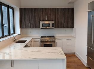 121 N 1st St, Brooklyn, NY 11249