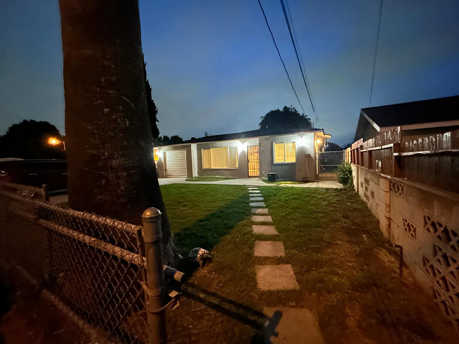 3 bed, 1.5 bath, 1025 sqft, $3,635 — Photo 1