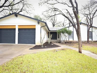 402 S Lake Creek Dr, Round Rock, TX, 78681