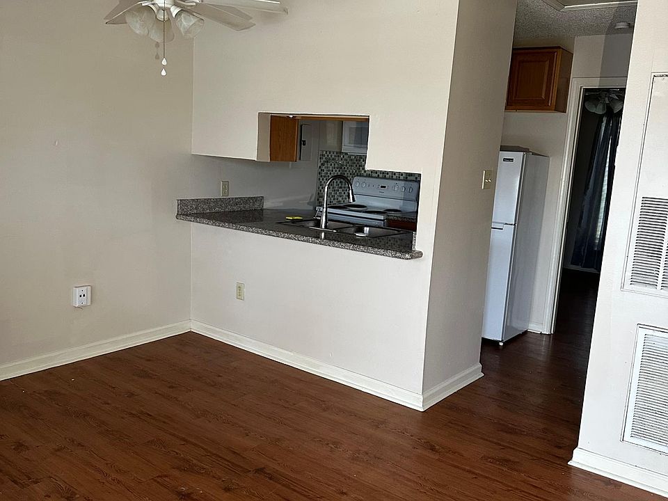 2nd image of 1984 Brightside Dr APT 224