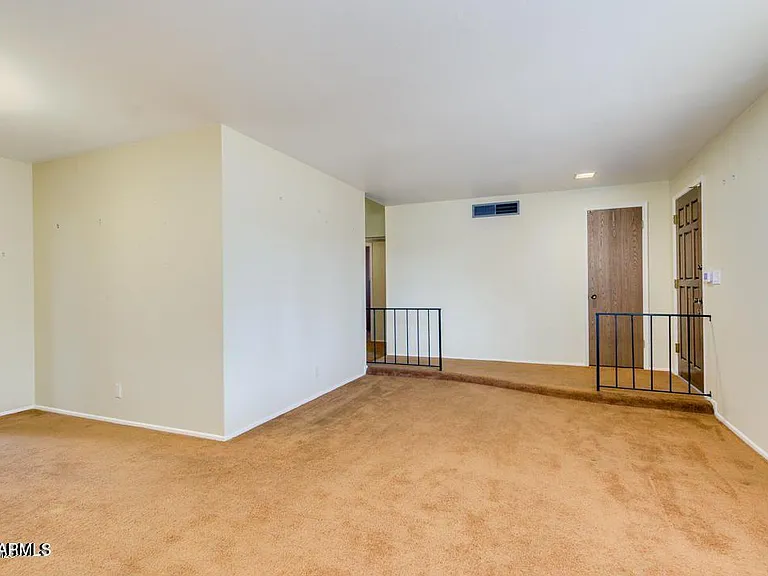 1536 E Gemini Dr — Photo 9