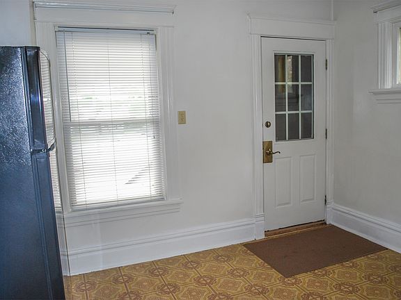 5th image of 1324 1/2 Hammond Ave