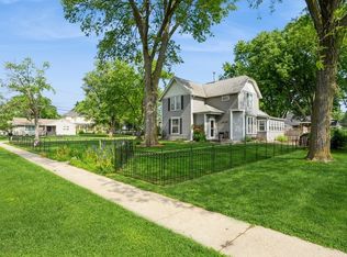 1418 Rapids St, Adel, IA 50003