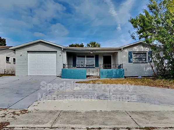 7431 San Moritz Dr, Port Richey, FL 34668