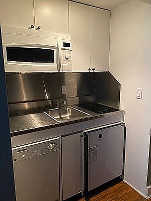 5th image of 25 Tudor City Pl APT 1122