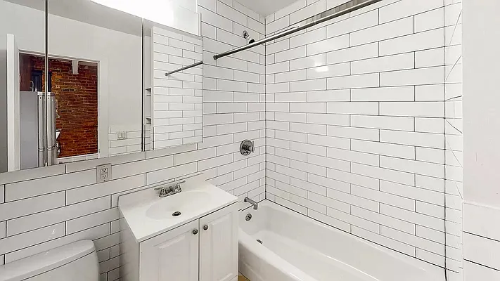Rented by Living New York | media 3
