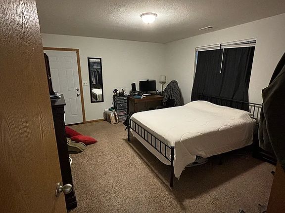 2nd image of 2444 Lanes End Ln #A