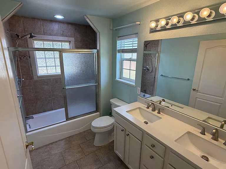 2574 Silver Oak Ct — Photo 8