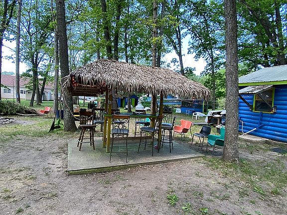 Tiki Bar