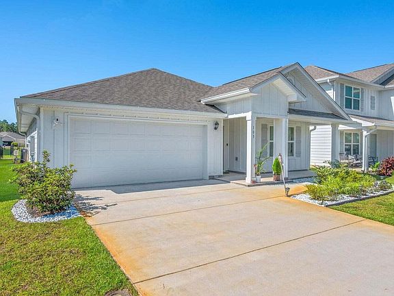3rd image of 103 Riverwalk Cir