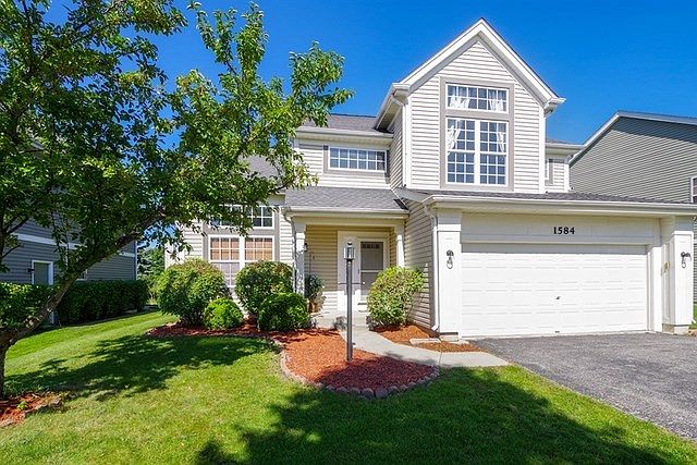 1st image of 1584 Woodbury Cir