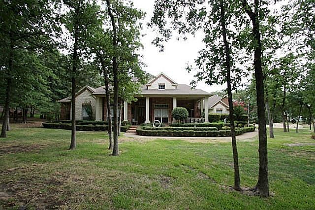 1st image of 7101 Twin Oaks Ct