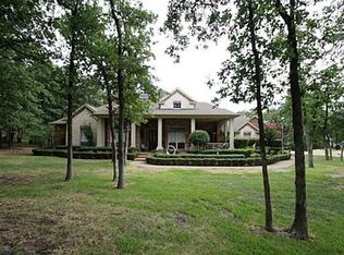 7101 Twin Oaks Ct, Mansfield, TX 76063