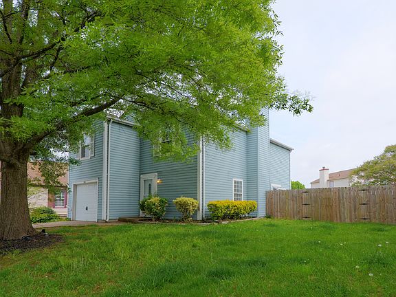 3rd image of 3606 Campion Ave