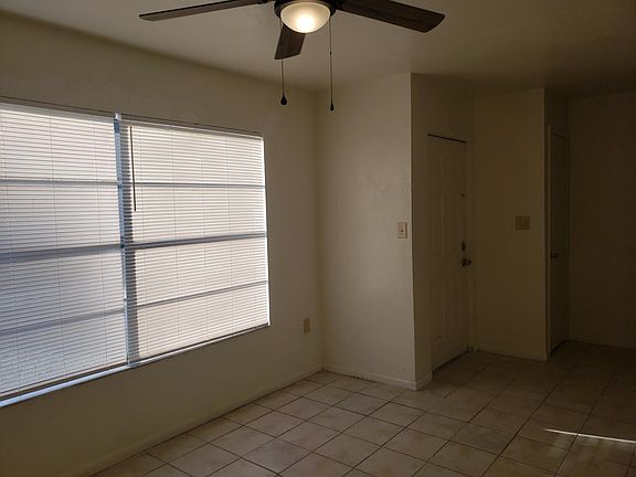 Vew of front/dining room & entryway.