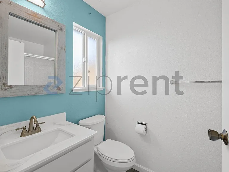 1894 Shirley Dr — Photo 27