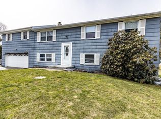 663 Drake Rd, Hamlin, NY 14464