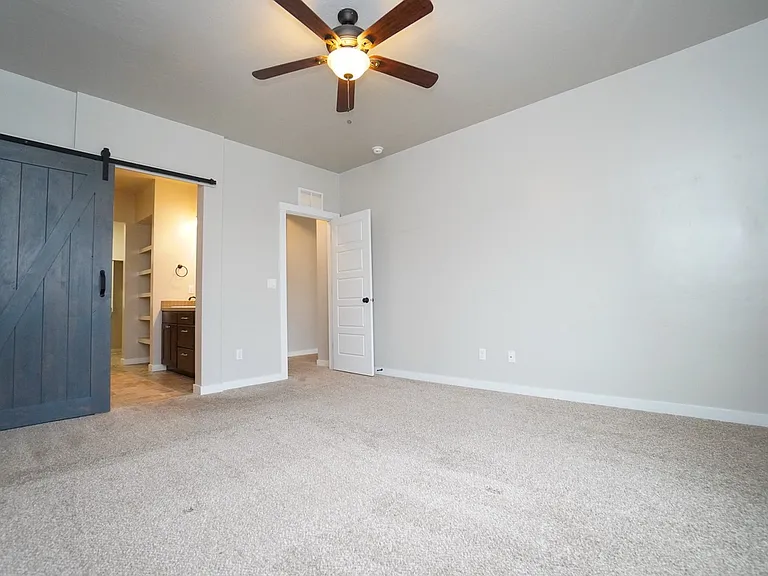 1187 W Davenport St — Photo 23