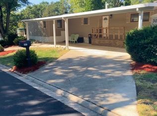 307 Valhalla Cir, Crystal Lake, IL 60014