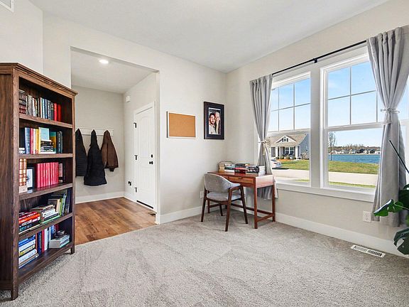 3rd image of 8050 Placid Waters Dr #127