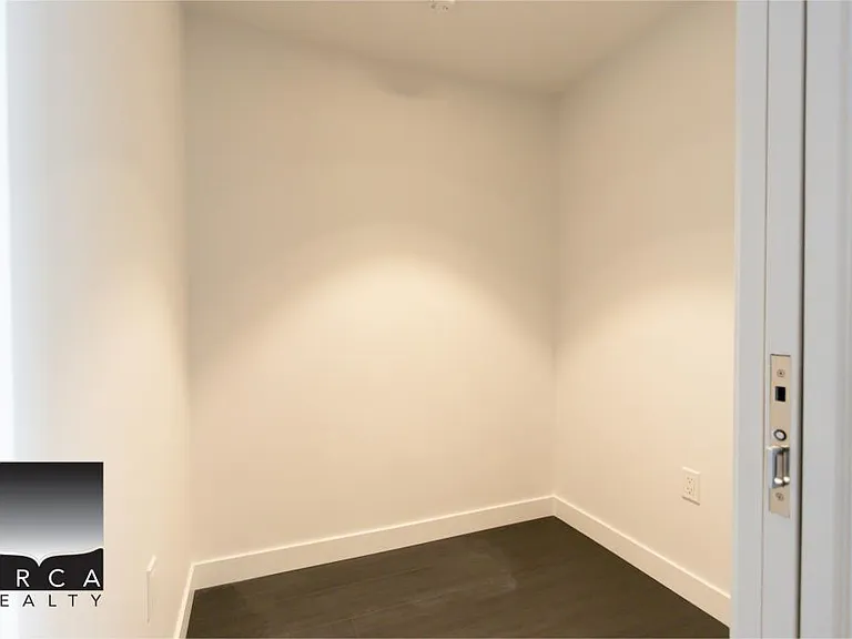6608 Sussex Ave #3003 — Photo 9