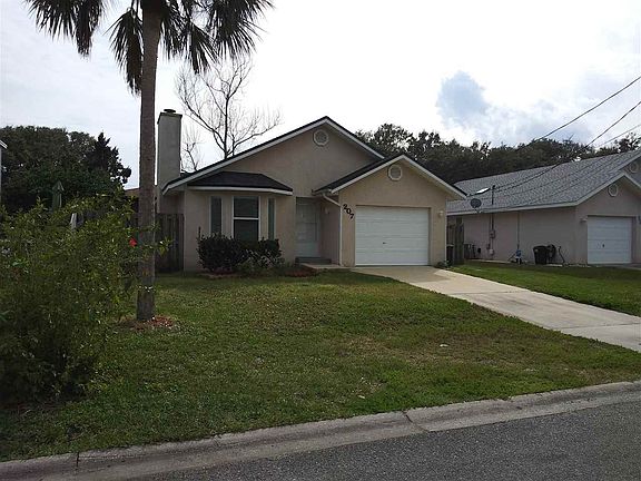 2nd image of 207 C St
