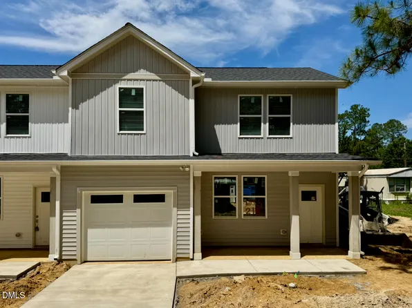 218 George St, Four Oaks, NC 27524