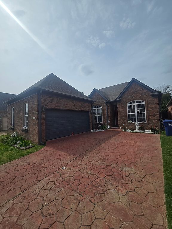 1396 Arbor Lake Dr N - Property Image