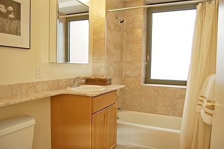 4th image of 2132 2nd Ave APT 6A