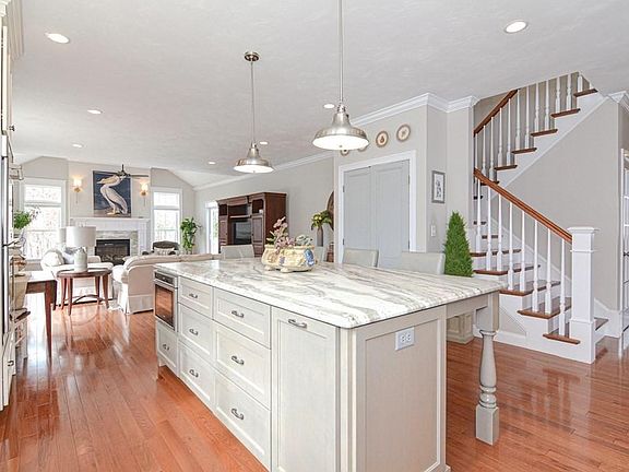 3rd image of 38 Rockwood Ln #38
