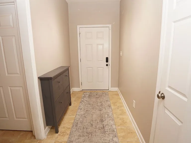 147 Moonstone Ct — Photo 3